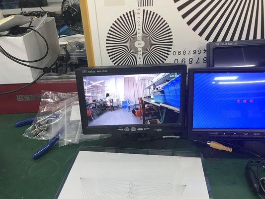 Camera lùi xe hơi HD chống nước với ống kính góc rộng và tầm nhìn ban đêm giúp di chuyển an toàn