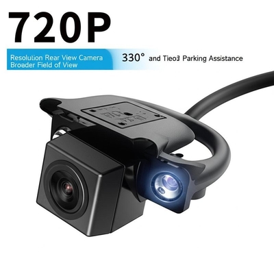 Camera lùi độ phân giải 720p với góc nhìn rộng hơn 330° và hỗ trợ đỗ xe