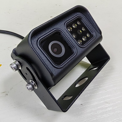 Camera lùi Starlight nhìn đêm chống nước IP69K góc siêu rộng 170° và tầm nhìn Starlight thiếu sáng cho xe tải